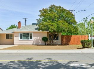 5571 Standish Rd, Sacramento, CA 95820