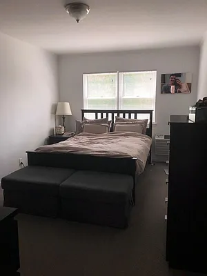 Rented by Metropolis International Realty Inc. | media 23