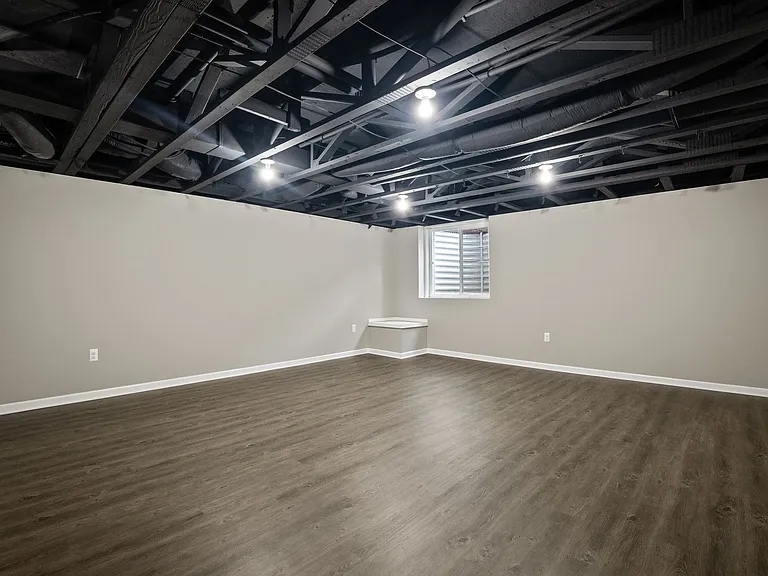 Baldwin Square Townhomes — Photo 21