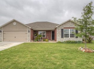 2709 W Decatur St, Broken Arrow, OK 74011