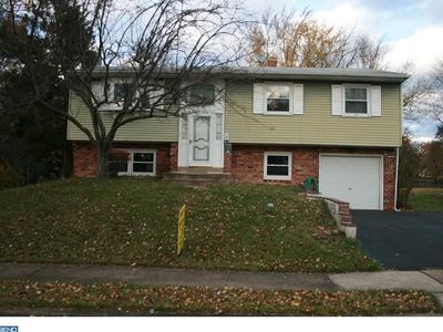 825 Gettysburg Dr, Lansdale, PA, 19446