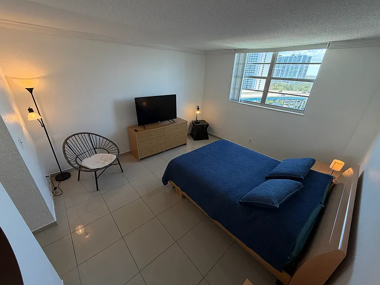 19390 Collins Ave #1405 — Photo 14