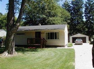 12623 Tower Hill Rd, Sawyer, MI 49125