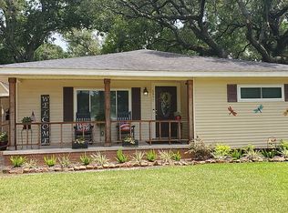 5998 Monroe Blvd, Groves, TX 77619