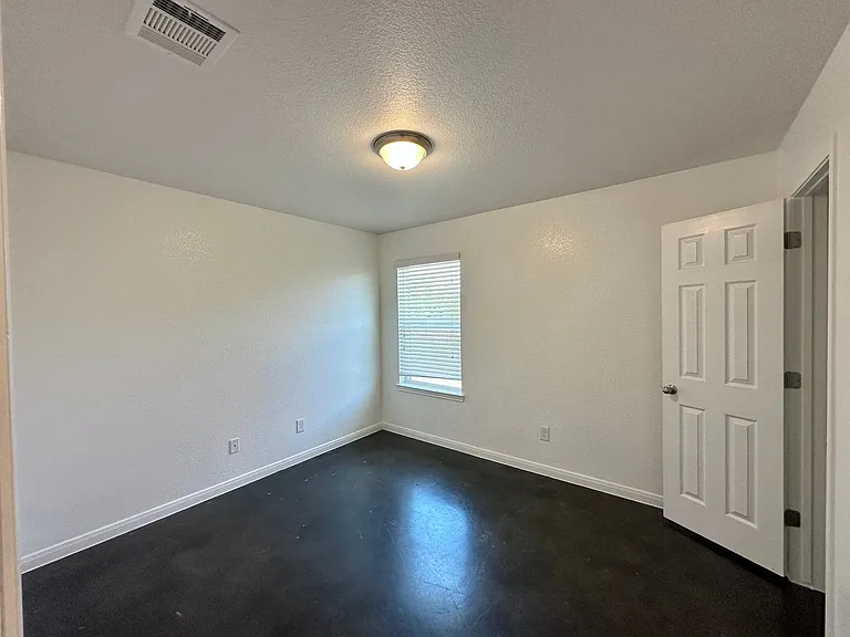 4507 Skyflower Ln — Photo 49