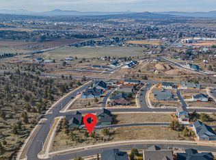 464 SE Manzanita Dr, Madras, OR 97741