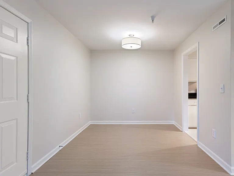 110 Acklen Park Dr #103 — Photo 6