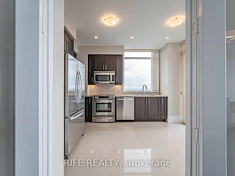 181 Wynford Dr #3301 — Photo 32
