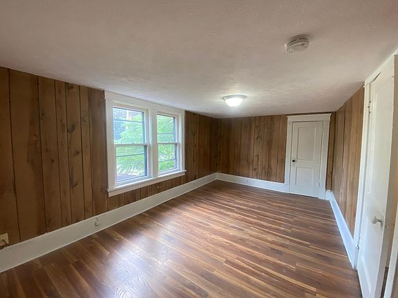 3rd image of 1292 W Wilbeth Rd