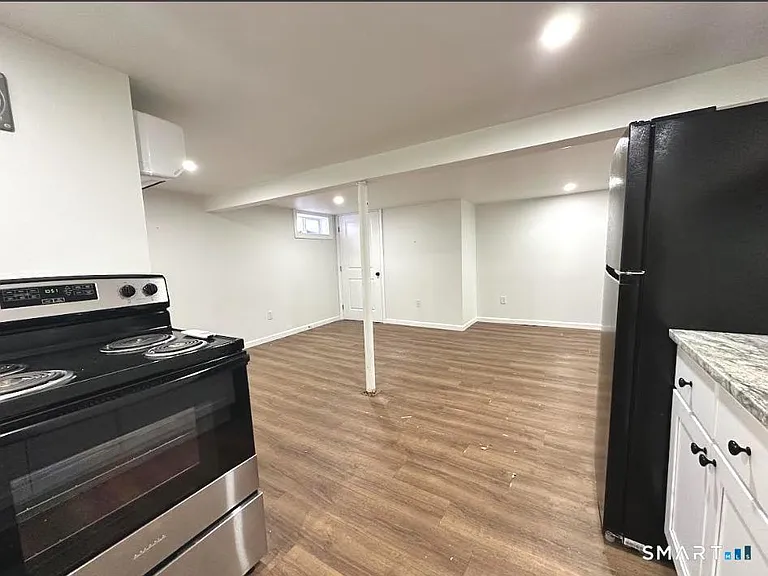 32 Quarry St — Photo 8