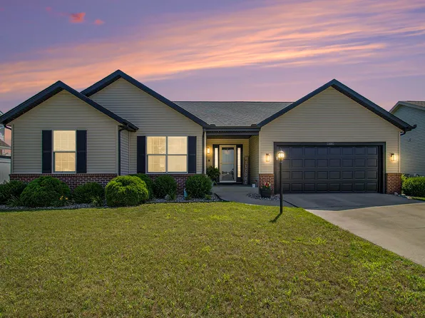 430 Eagle Pass Dr, Osceola, IN 46561