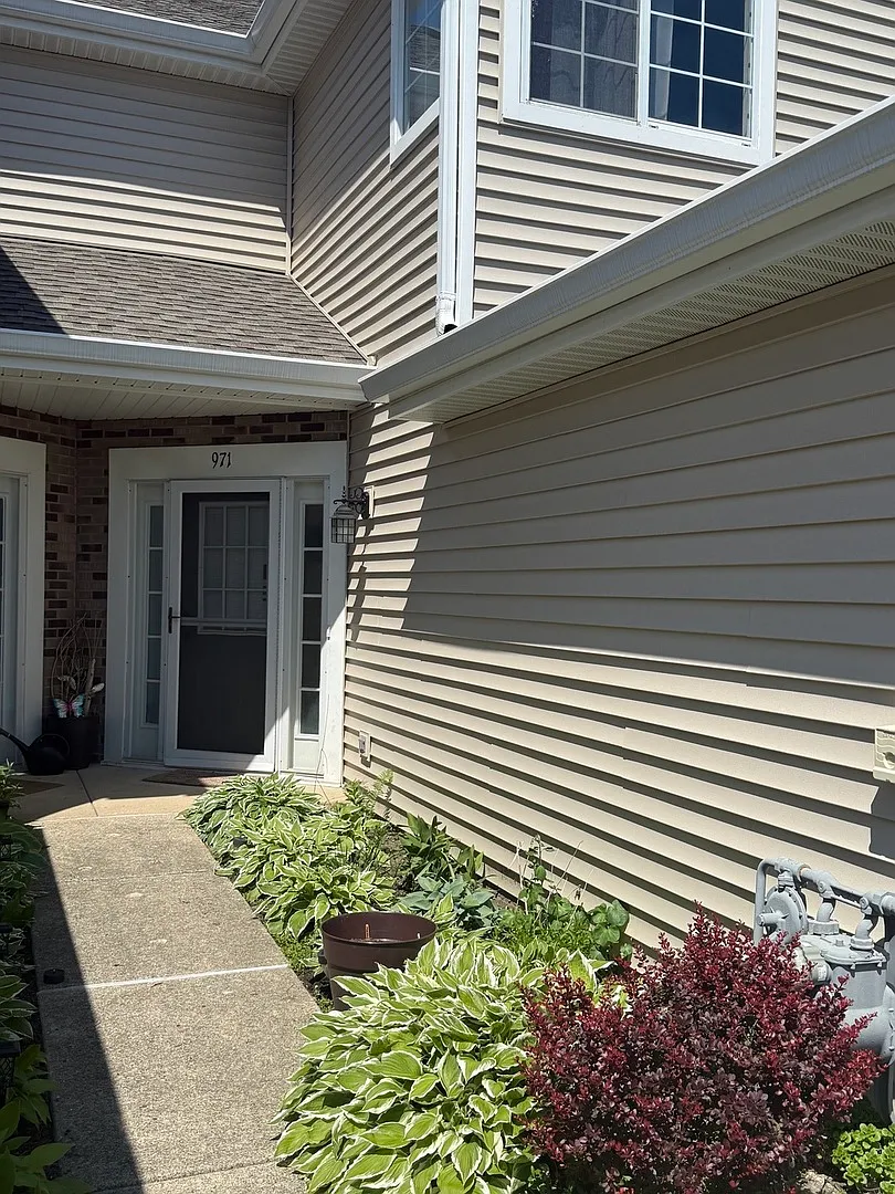 Building Photo - Ripple Ridge Cv