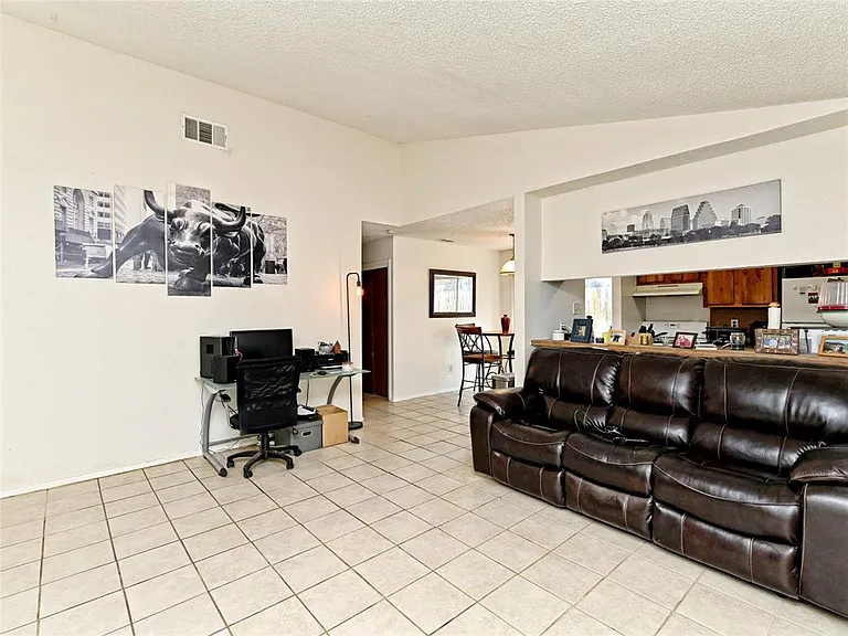 12002 Arrowwood Dr #B — Photo 6