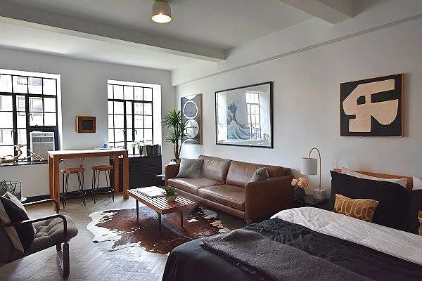 Rented by Bold Marketing | media 9