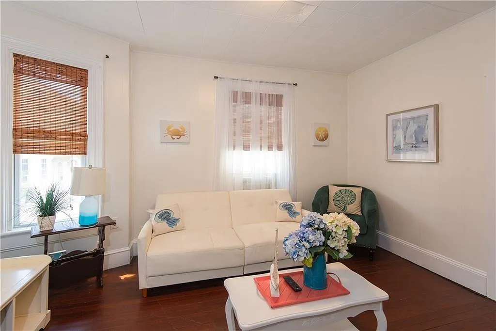 5 bed, 1264 sqft, $3,500 — Photo 3