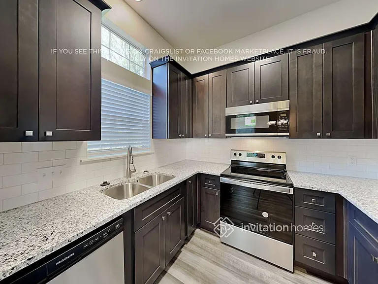 8507 Red Setter Ln — Photo 8
