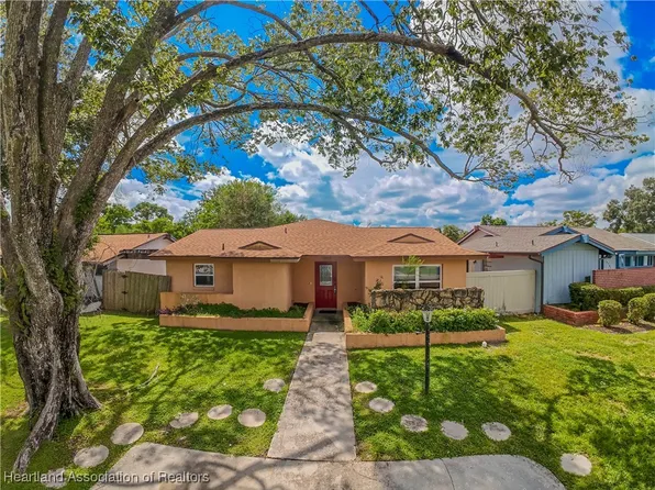 4611 Granada Blvd, Sebring, FL 33872