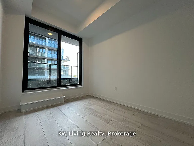 799 The Queensway #605 — Photo 15