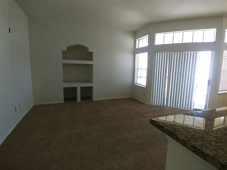 7330 Westpointe Blvd #431 — Photo 11