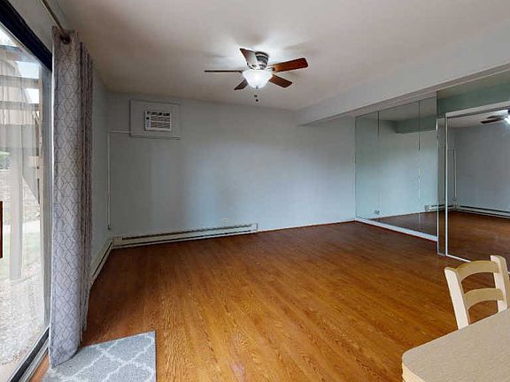 4th image of 47 Nassau Colony APT 6