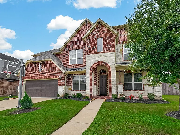 4002 Dogwood Canyon Ln — Photo 3