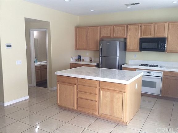 5th image of 8684 Bridgeport Ave