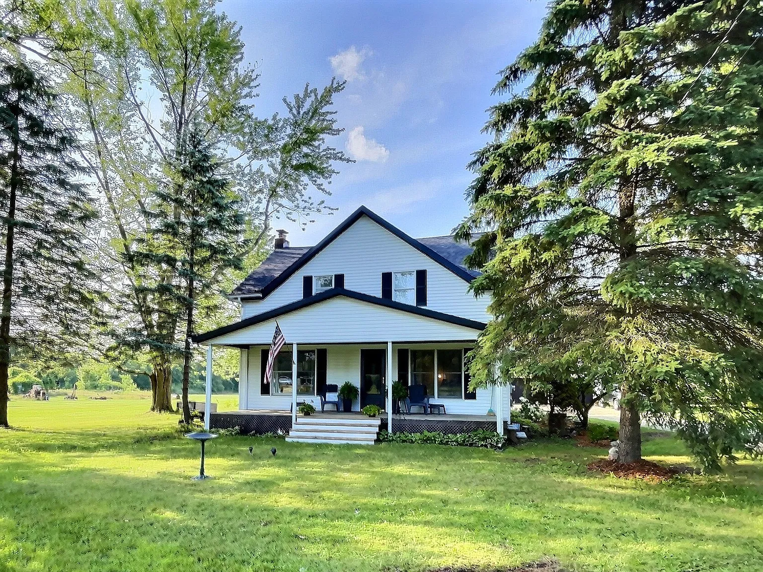5435 Sawyer Rd — Photo 1