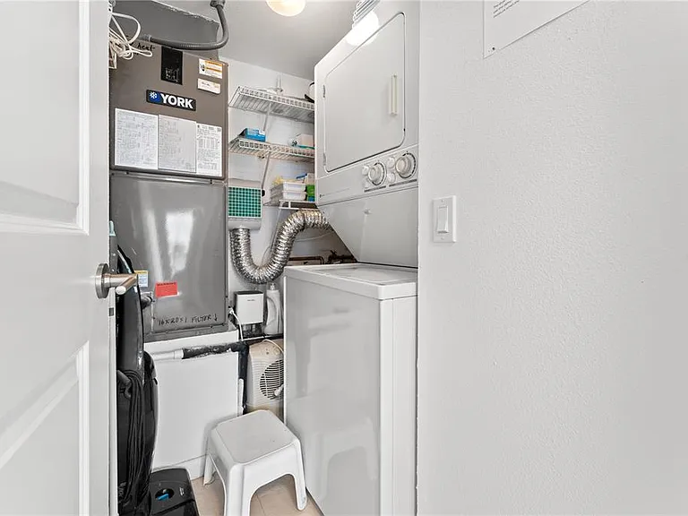 6287 Bahia Del Mar Cir #312 — Photo 36