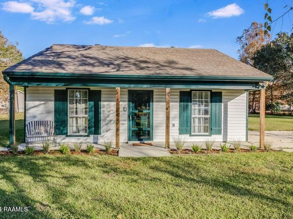 1120 Mardi Gras Rd, Carencro, LA 70520