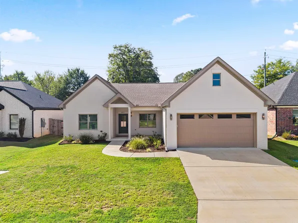 3871 Spencer Crossing Dr, Benton, AR 72019