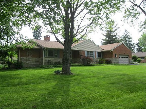 4th image of 4085 Woodedge Dr
