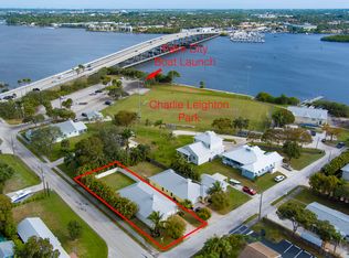 807 SW 28th St, Palm City, FL 34990