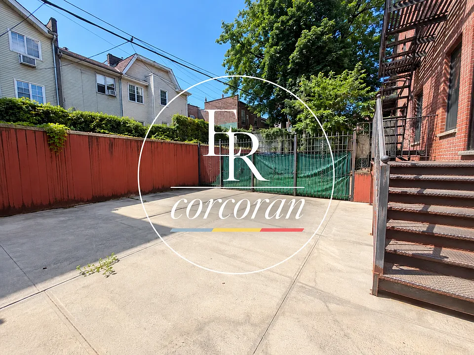 1545 White Plains Rd #2E