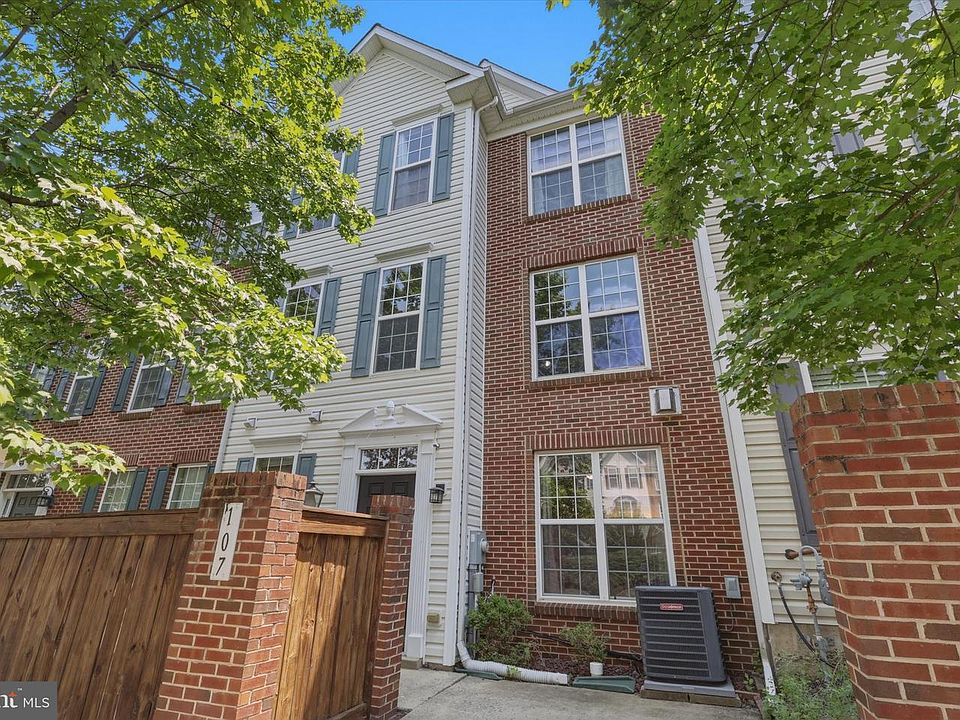 1st image of 107 Twin Eagle Ct