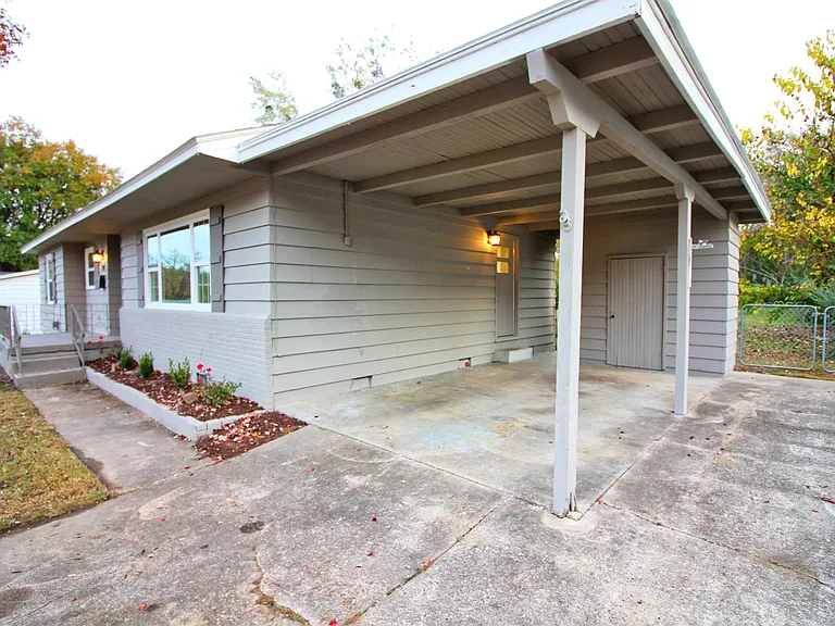 3004 S Q St — Photo 24