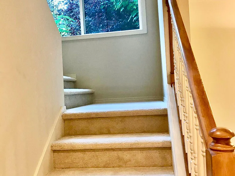 101 9th Ln #101 — Photo 9