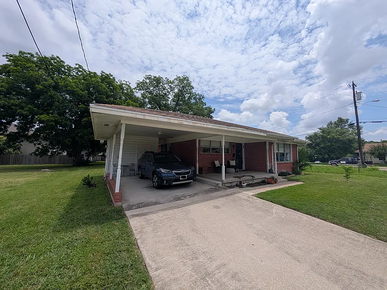 804 Canal St — Photo 14