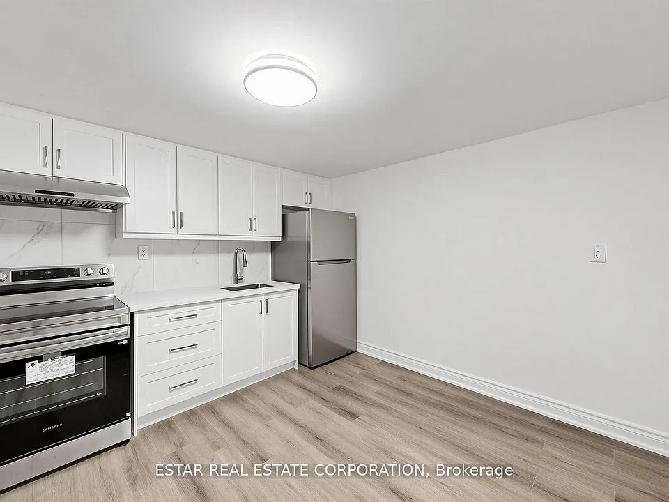 91 Whitehorn Cres #BASEMENT