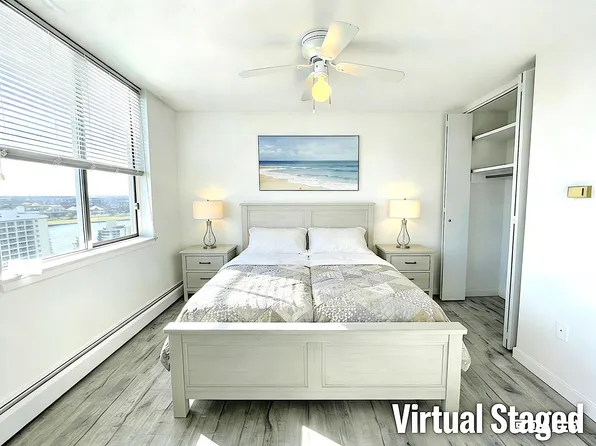 1251 Cardero St #2007, Vancouver, BC V6G 2H9