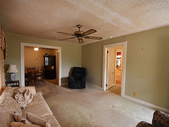 5th image of 2020 N Union Ave