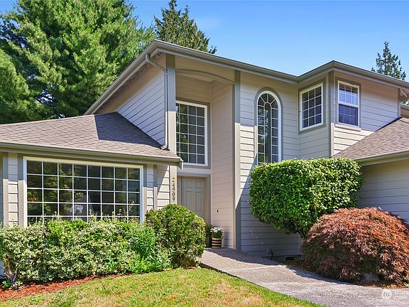 2nd image of 24909 Kimre Place NE