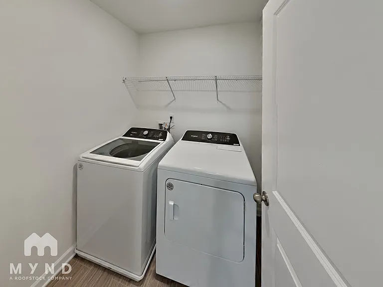 1392 Ben Park Way — Photo 15