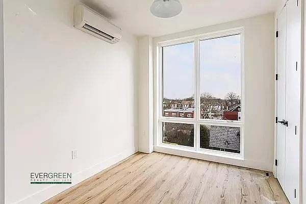 3421 Glenwood Rd #6H — Photo 7