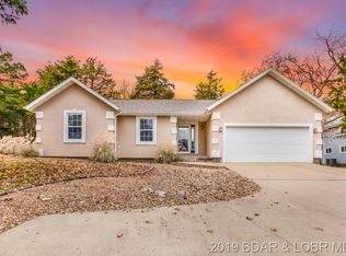 831 Kays Point Rd, Lake Ozark, MO 65049