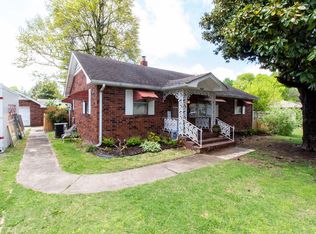 2046 E Cairo St, Springfield, MO 65802