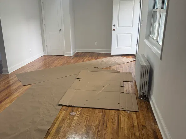 (undisclosed Address), Oakland Gardens, NY 11364