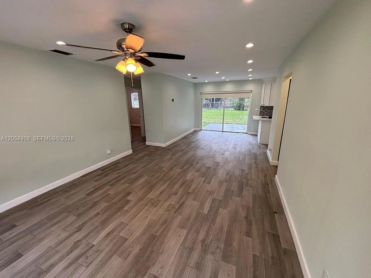 Gardner Villas — Photo 2