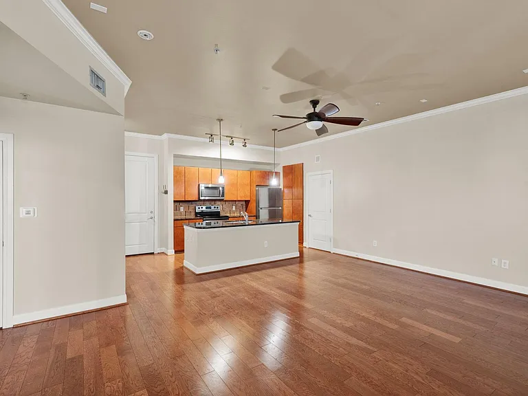 300 Saint Joseph Pkwy #307 — Photo 14