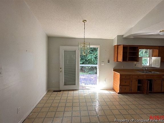 2nd image of 609 Gaslight Trl