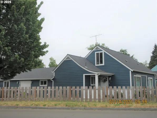 3112 NE 2nd Ave, Camas, WA 98607